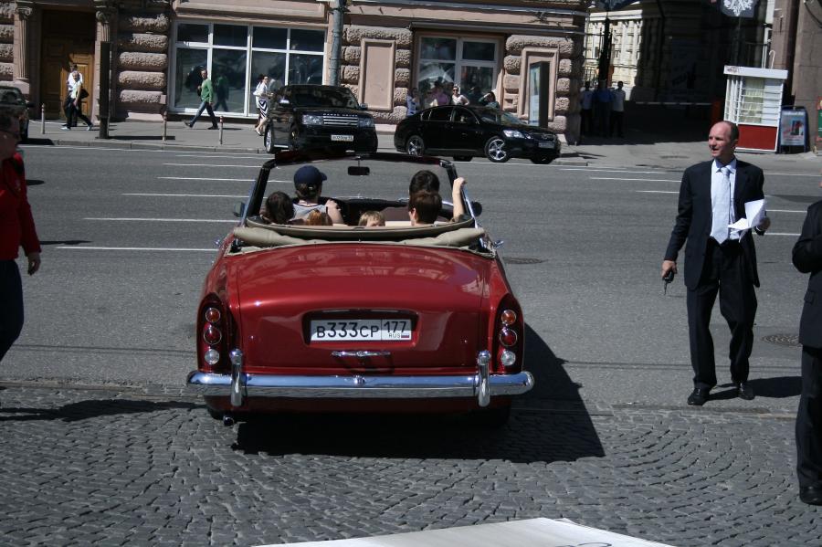 Bentley S3 Continental by Mulliner Park Ward 1963 года  (фото 2 из 15)